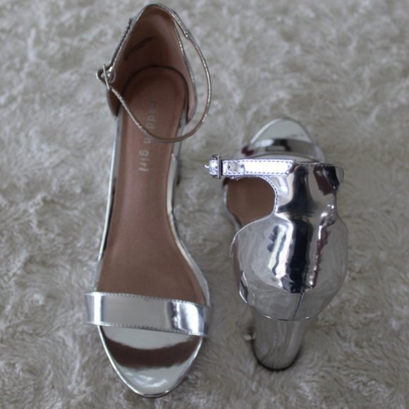 Madden Girl Bella Two-Piece Block Heel Sandals - Picture 2 of 6